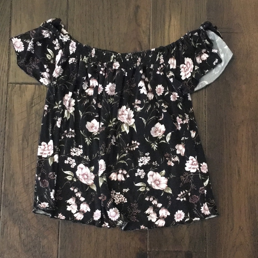 American Eagle soft and sexy off the shoulder top